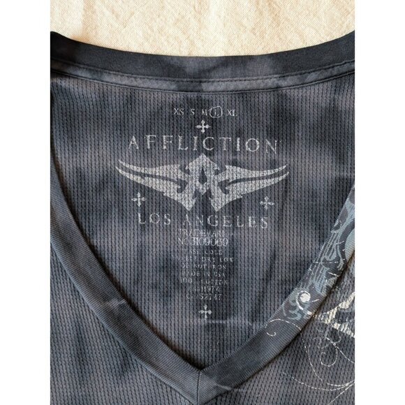 Affliction Women's Gray Thermal V Neck Goth Tribal Grunge USA Made Large - Picture 5 of 7
